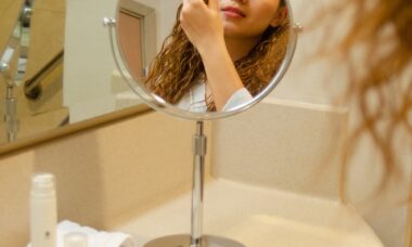 Photo "Lip Care Guide: Exfoliation, Hydration, and Protection"