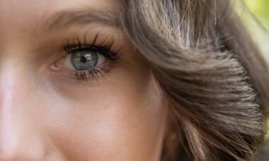 Photo "How to choose the perfect mascara for long and voluminous lashes"