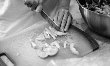 Photo "The Beginner Cooks Guide: From Essential Ingredients to Basic Techniques"