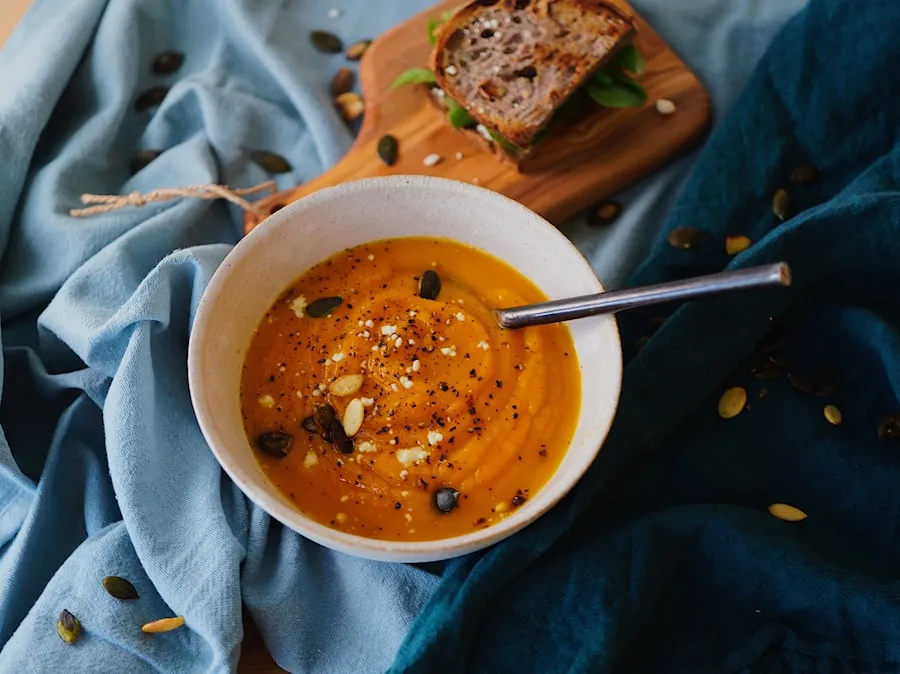 Photo "5 recipes for hot soups and creams for cold days"