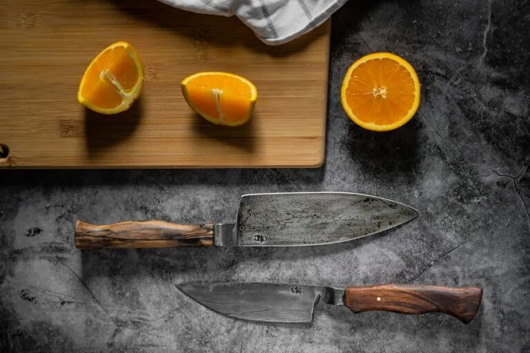 Ghid pentru alegerea și utilizarea corectă a cuțitelor de bucătărie Photo "Guide for Choosing and Proper Use of Kitchen Knives"