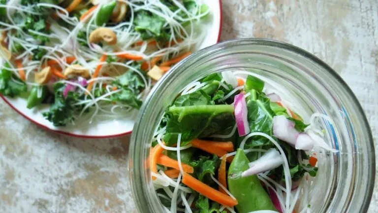 5 rețete de sosuri reci pentru salate și legume Photo "5 cold sauce recipes for salads and vegetables"