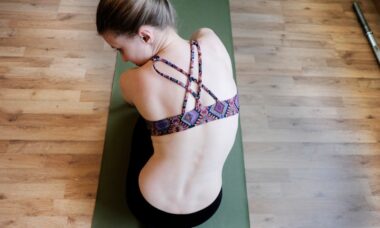 Photo "How to prevent and alleviate back pain through correct posture and exercises"