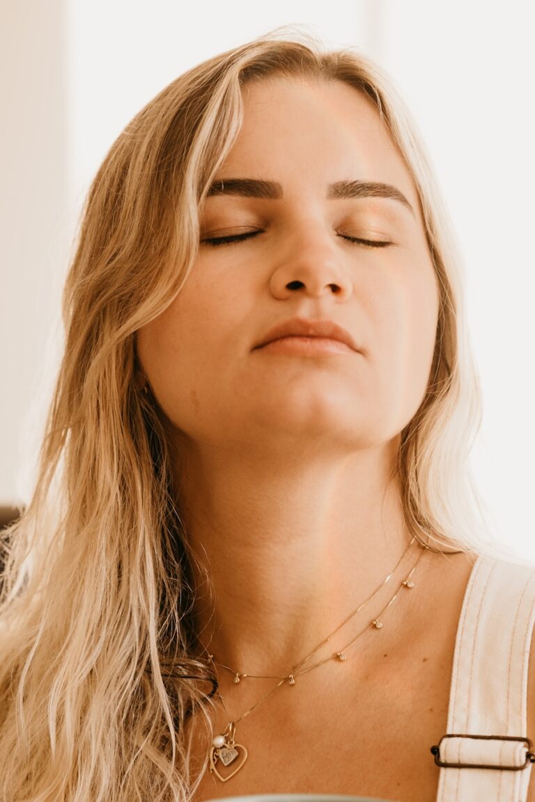 Photo "5 simple relaxation techniques to reduce daily tension"