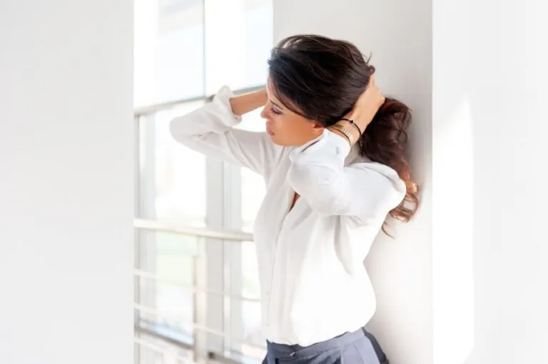 Cum să gestionezi durerile cronice în mod eficient Photo "How to manage chronic pain effectively"