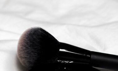 Photo "5 multifunctional beauty products that simplify your routine"