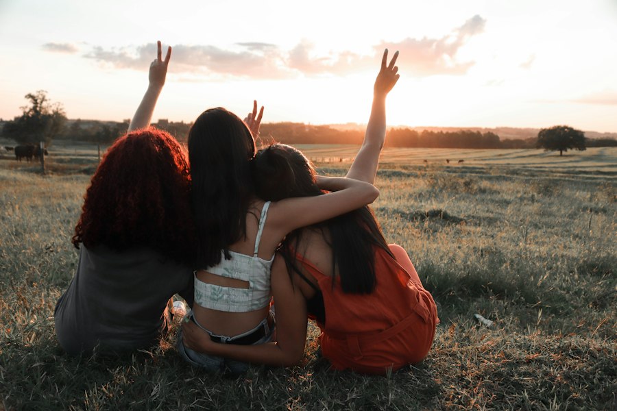 Photo choose friends